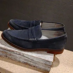Men's Sperry  Suede Shoes Size 10.   M1