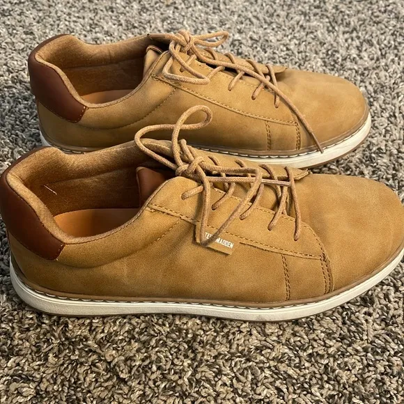 Mens Steve Madden shoes size 6