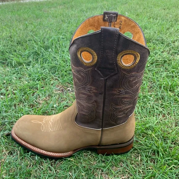 Men’s Western Cowboy Rodeo Texas Style boots Light Brown Leather Handmade 900