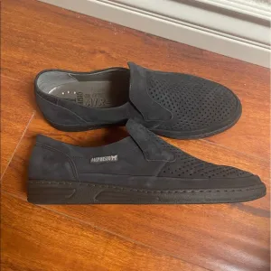 MEPHISTO DAMIEN Perforated Suede loafers slip on
