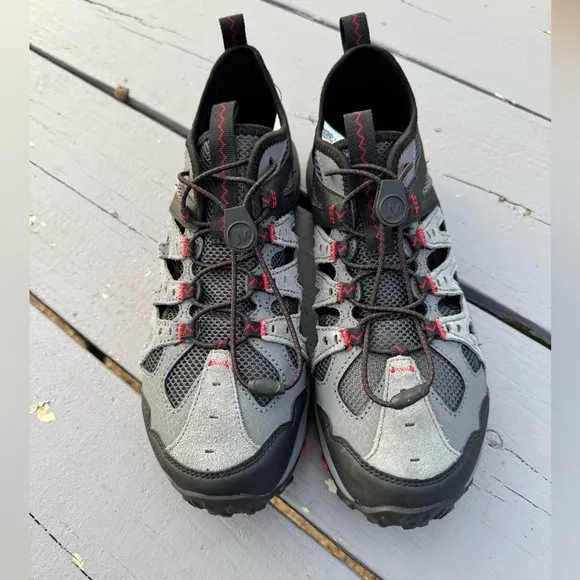 Merrell Men's Gray and Black Outdoor Shoes
