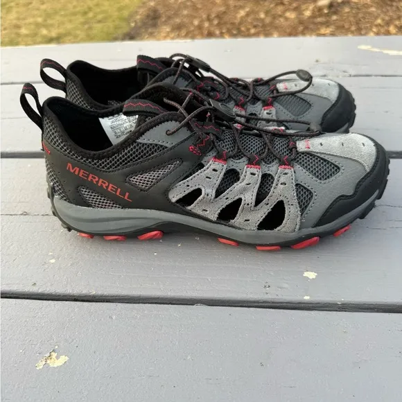 Merrell Men's Gray and Black Outdoor Shoes