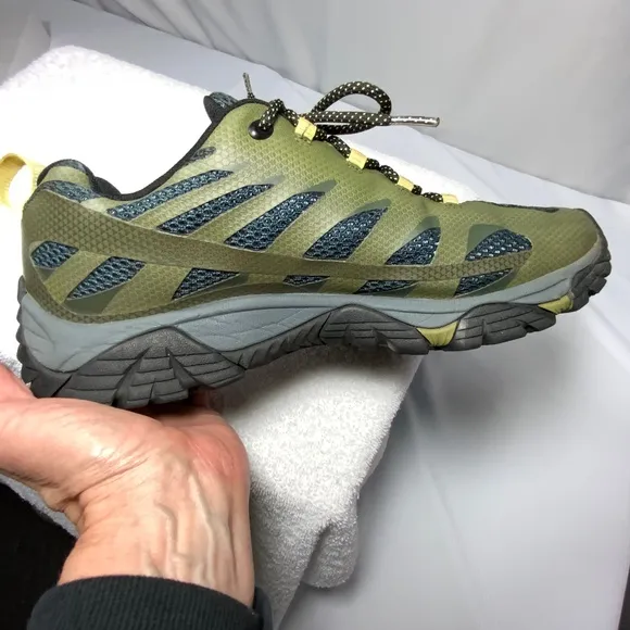 Merrell Men's Moab Edge 2 Hiking Shoes - Size 10.5