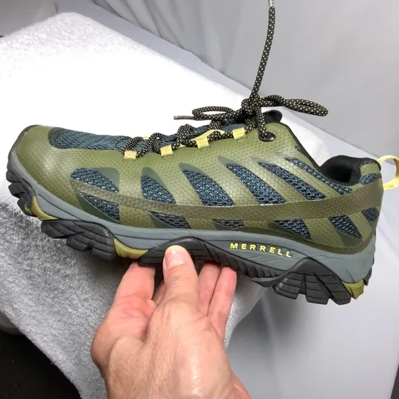 Merrell Men's Moab Edge 2 Hiking Shoes - Size 10.5