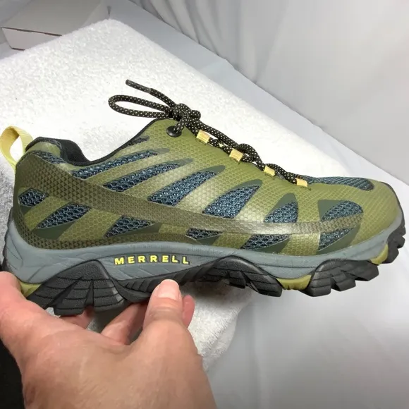 Merrell Men's Moab Edge 2 Hiking Shoes - Size 10.5