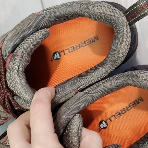 Merrell Mens Yokota 2 Outdoor Hiking Leather Sneakers shoes sz 11.5