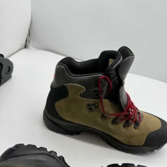 Merrell Millenium M2 Superlight Mens 10.5 Hiking Boots Shoes Leather Mountaineer