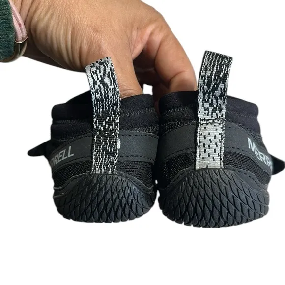 Merrell NWOBOX Hydro Glove Water Shoe in Black Slip-On Vibram Wavegrip Size 9