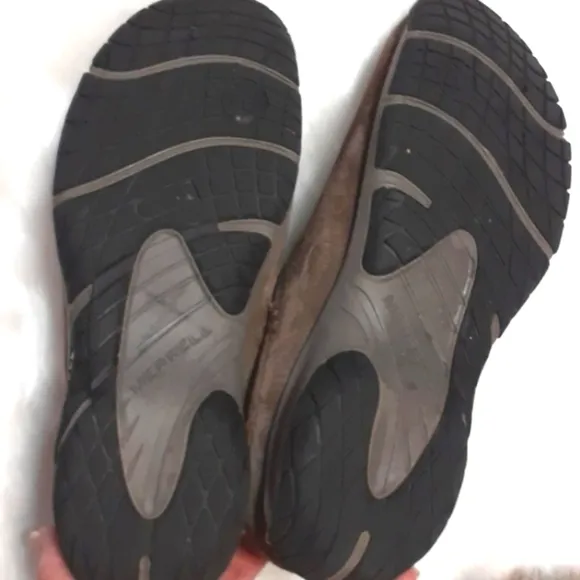 MERRELL SHOES: L-9.5, M-7.5