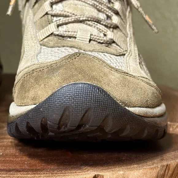 MERRELL Women’s Ventilator Desert Sage Hiking Shoes