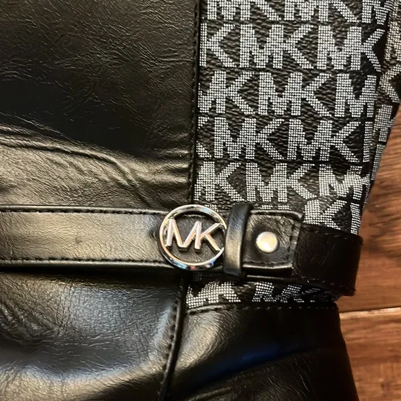 Michael Kors Emma Jacquard 2 Black Boots Size 3 (Little Girl)