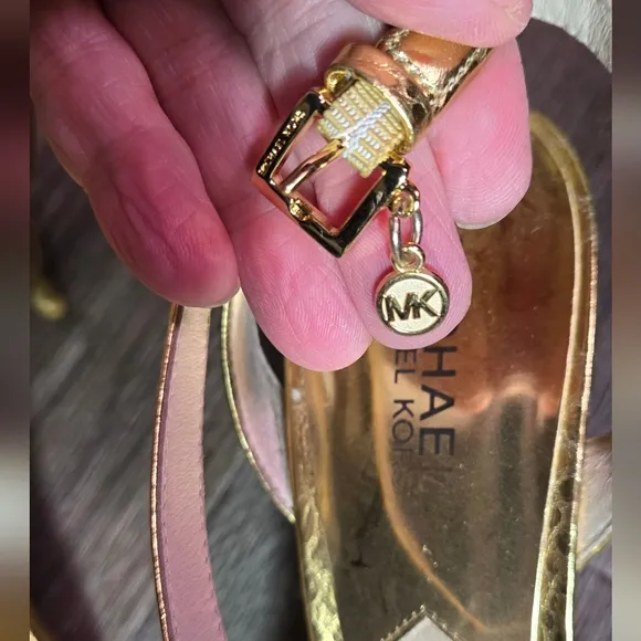 Michael Kors Gold Women's Sandals sz8M