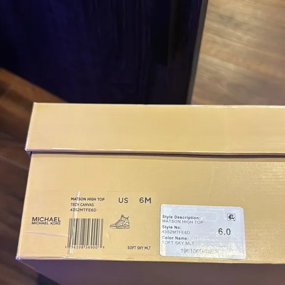 Michael Kors NWT Matson Color block logo High-Top Sneakers