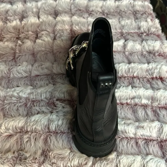 Michael Kors Scarlett Leather Boots size 5