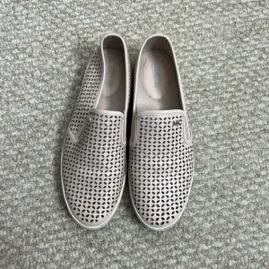 MICHAEL KORS Sz 9 Keaton leather slip on shoes sneakers loafers