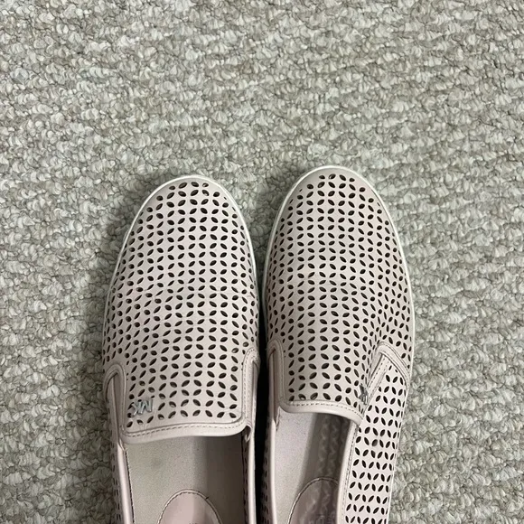 MICHAEL KORS Sz 9 Keaton leather slip on shoes sneakers loafers