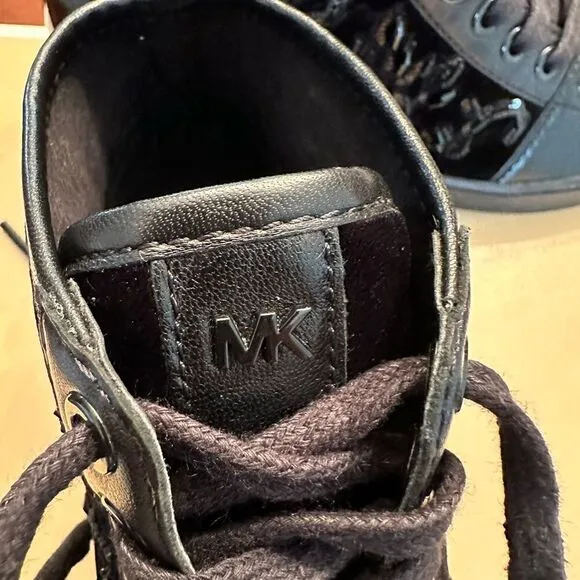 Michael Kors willingly high top floral sneakers size 6, black