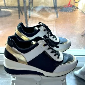 Michael Kor’s Women Trainer Wedge Sneakers Black White Gold Platform size 9.5