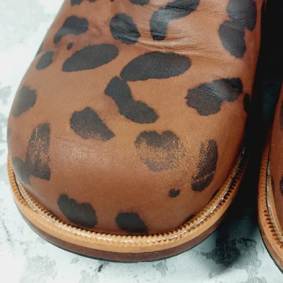 Mikoleon Kids Brown Animal Print Leather Round Toe Chelsea Boots F484