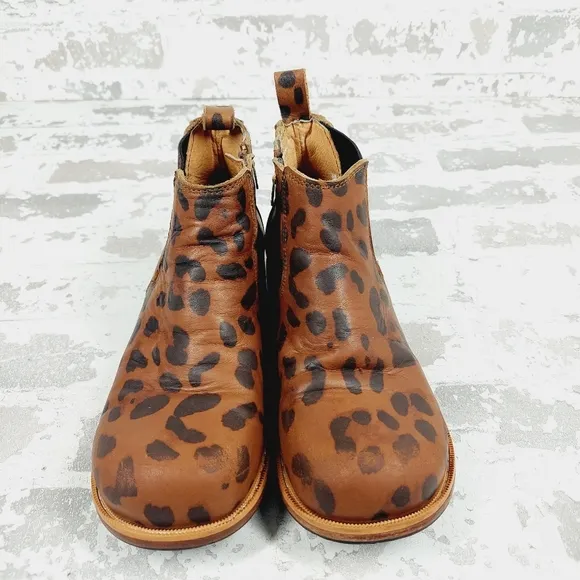Mikoleon Kids Brown Animal Print Leather Round Toe Chelsea Boots F484