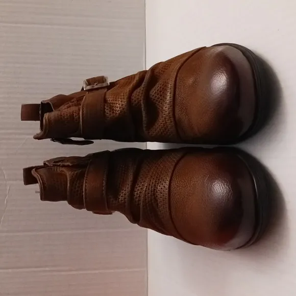 Miz Mooz Suzy size 42(11W) women's leather hazlenut brown ankle boots.