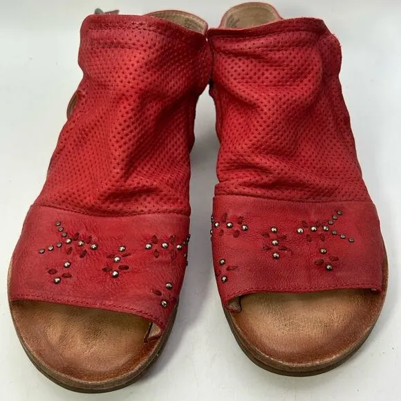 Miz Mooz womans Fifi shoes 37 us 6.5-7 red Leather Ankle-Strap Sandals suede