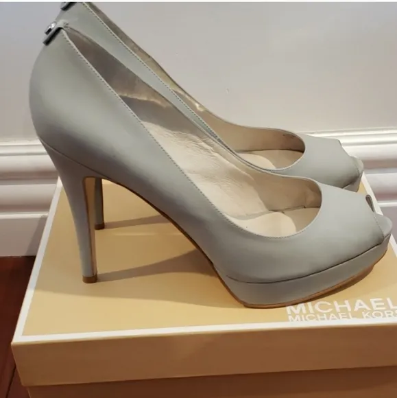Mk shoes color stone