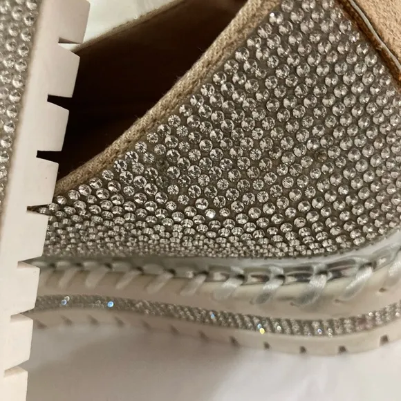 Muguan Silver Slip-On Shoes