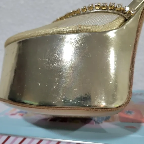 Nalebe by Amina Means  Gold Mesh Platforms Sz EU 36.5/US 5.5