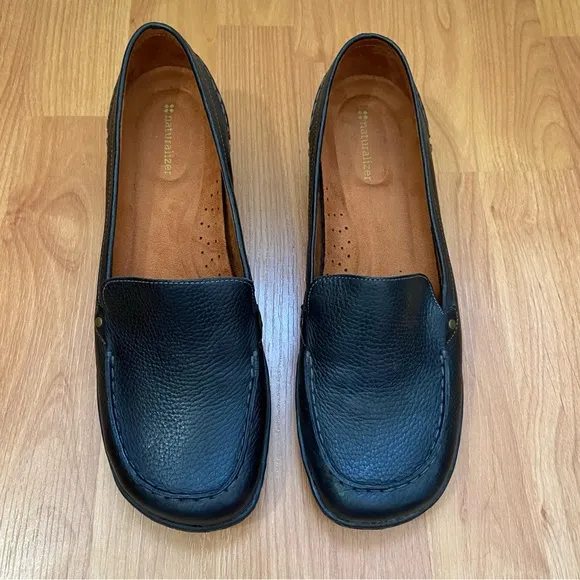 Naturalizer Women’s Black Slip On Shoes Size 10W