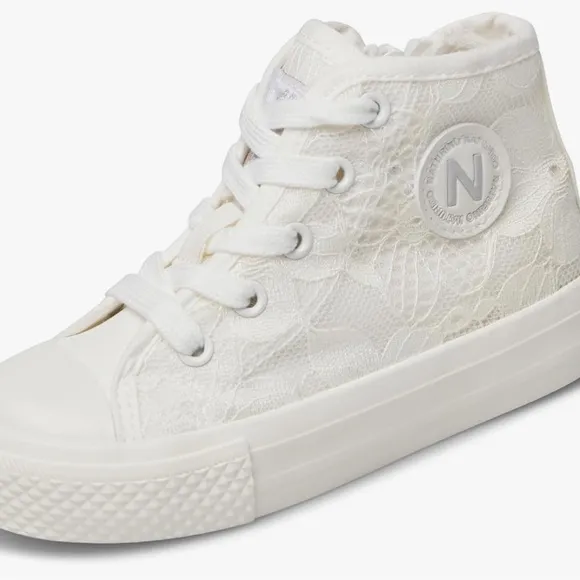 NATURINO YLFAS White Lace High-Top Sneakers