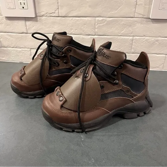 Nautilus sz 7 N1562 brown EH metatarsal safety work boots