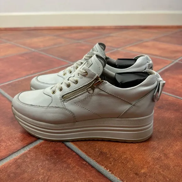 NeroGiardini Bow Platform Leather Sneakers Size 8