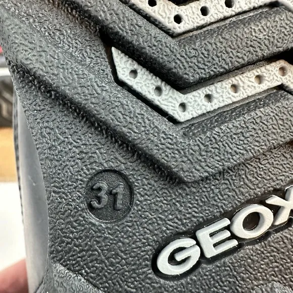 New $100 NWOB Little Kids Geox J Teram ABX Leather WP Lined Boots Shoes Size 13C