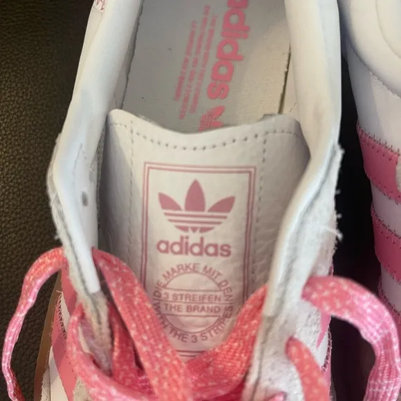 NEW Adidas Samba Sneakers