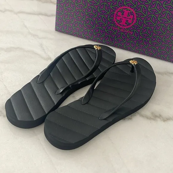 New, Authentic TORY BURCH Black KIRA FLIP-FLOP Sandals shoes size 9 or 10 SALE