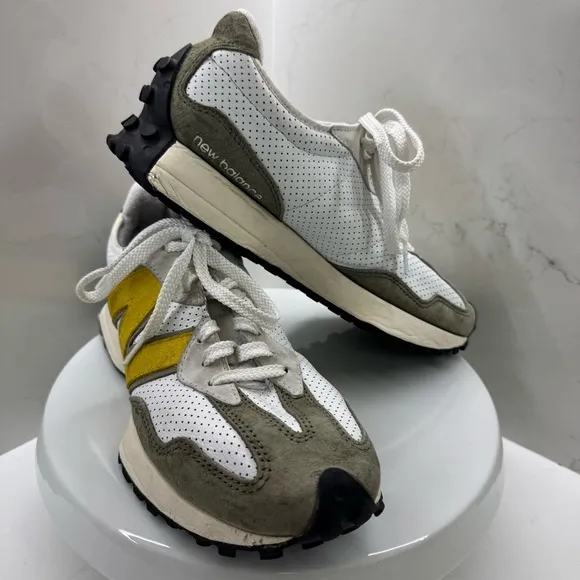 New Balance 327 White Yellow Olive Sneakers Men’s Shoes Size 9