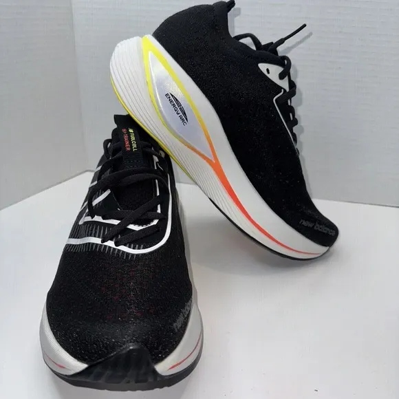 New Balance FuelCell SuperComp Black Neon Dragonfly Shoes Womens Size 10