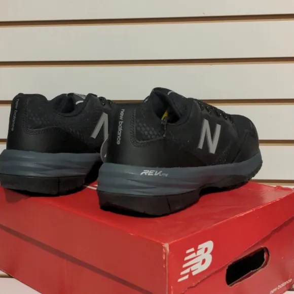 New balance men's composite toe work shoes