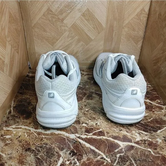 New Balance men's 840 walking shoes sneaker white leather size 11.5