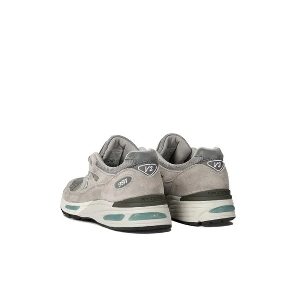 New Balance Sneakers &amp; Slip-on Size US 9