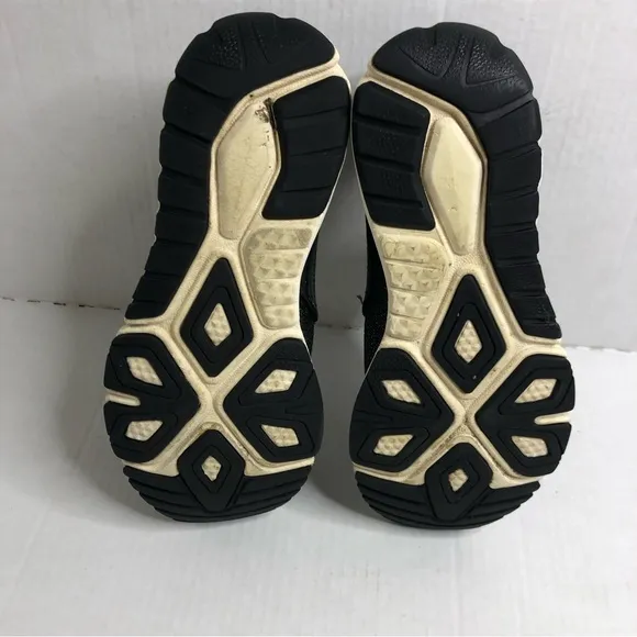 New Balance Sneakers Shoes Womens Size 8.5 Yazee Rush Slip On Shoes Black