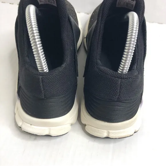 New Balance Sneakers Shoes Womens Size 8.5 Yazee Rush Slip On Shoes Black