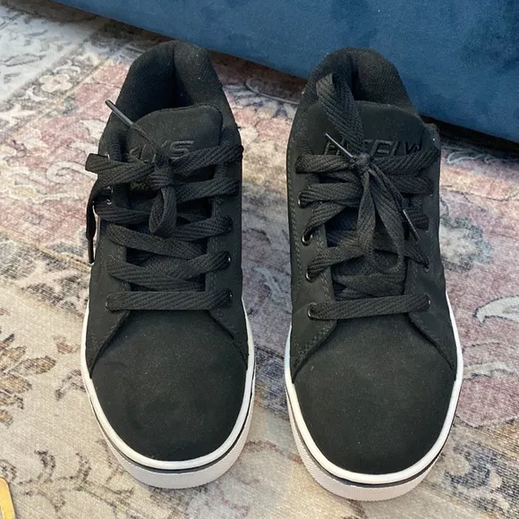 New Black Heelys