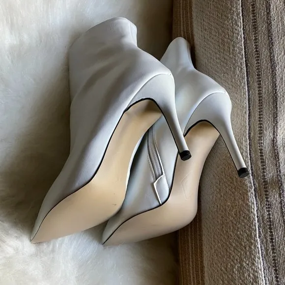 NEW Byeuuns Women’s Boots Ankle 3.5&quot; Heel Size 6.5
