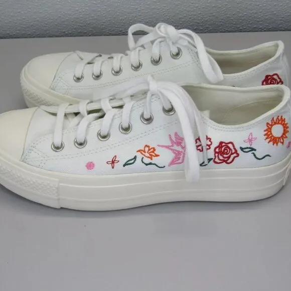 NEW CONVERSE Womens Chuck Taylor All Star Lift Platform Sneaker Cushion Size 9.5