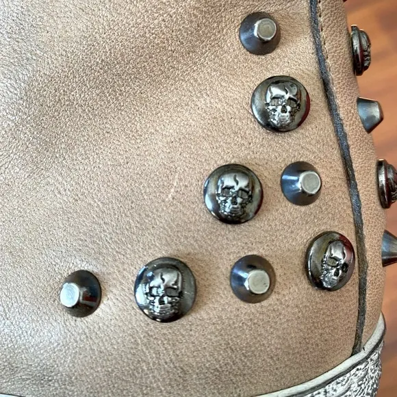 NEW Cuoieria studded high top leather sneakers