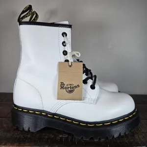 NEW Dr. Doc Martens 1460 Quad Womens Size 6 Combat Boots White Leather 26499