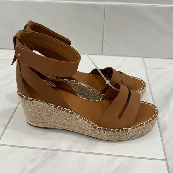 NEW! Franco Sarto Callia Sandals - Size 10