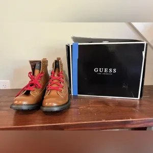 New Guess Mens Ankle Leather Boots Shoes Ruskin Brown Size 10M
